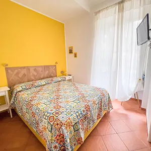 Giallo Ferienhaus Neapel