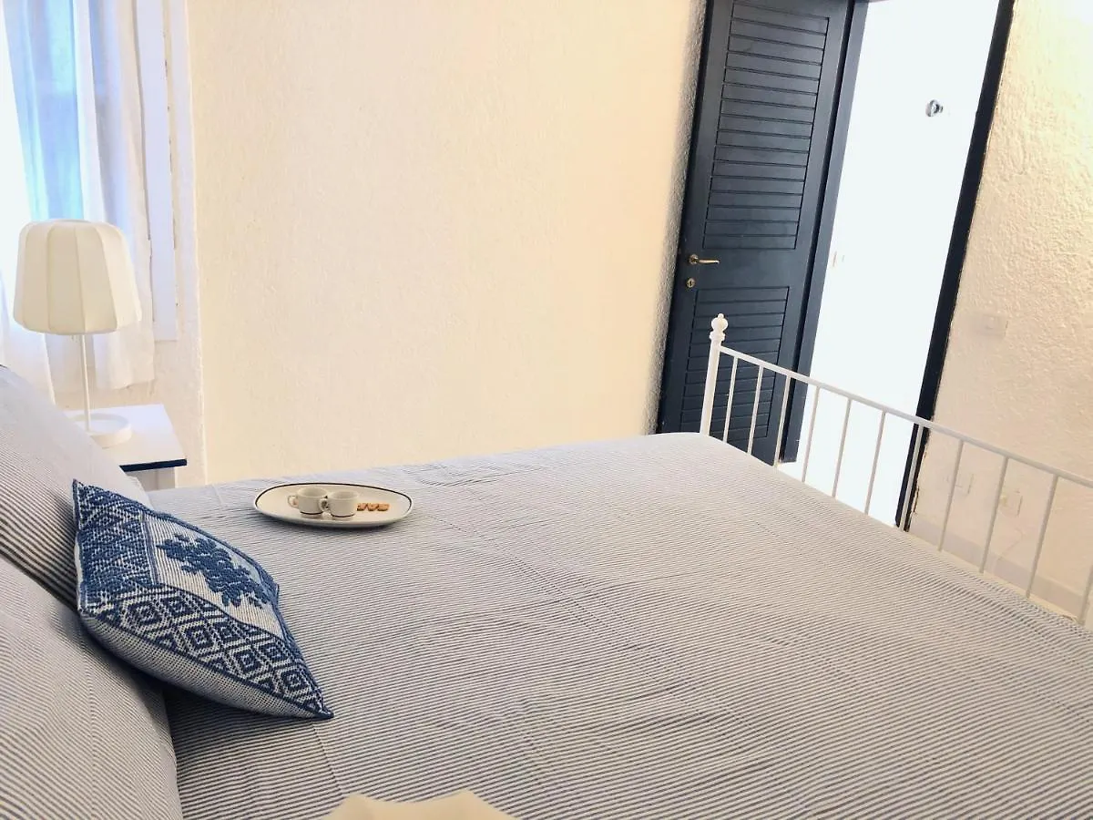 Appartamenti Begonia - Terza Spiaggia Golfo Aranci Apartment
