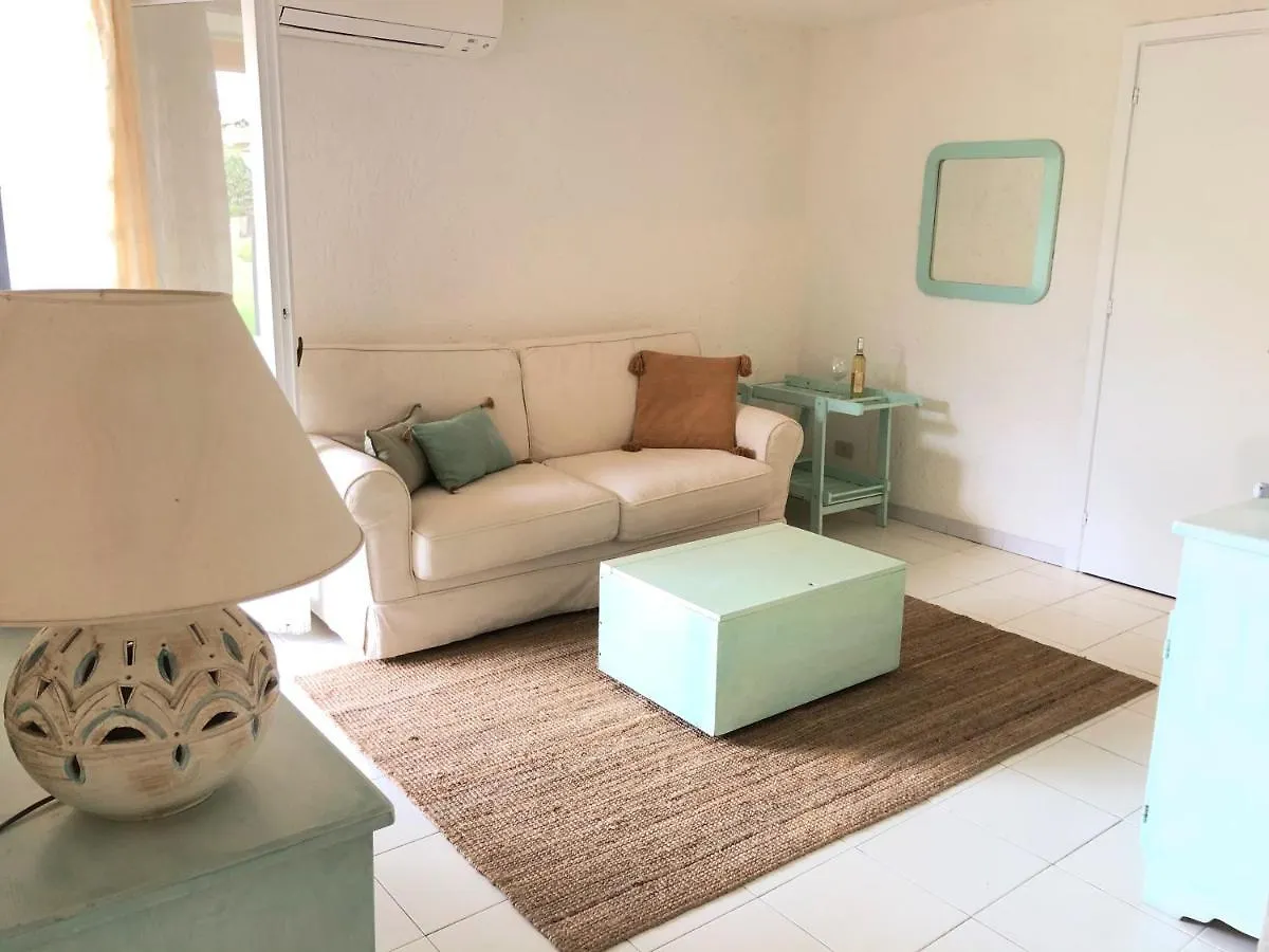 Appartamenti Begonia - Terza Spiaggia Golfo Aranci Apartment